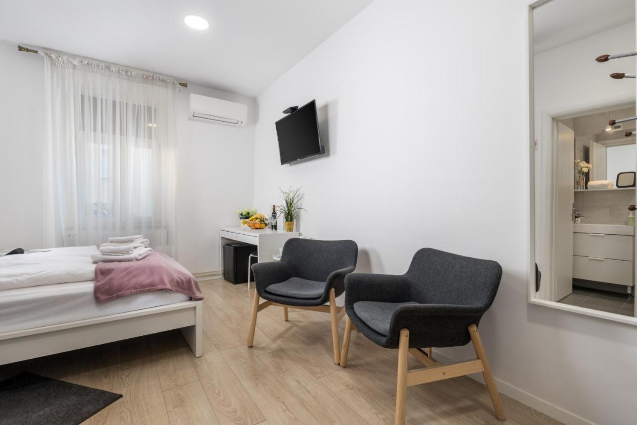 Delta Rooms Rijeka Extérieur photo
